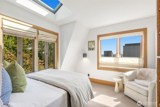 370 Highland Drive, Seattle, WA 98109