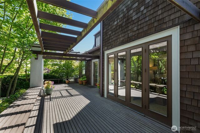 370 Highland Drive, Seattle, WA 98109