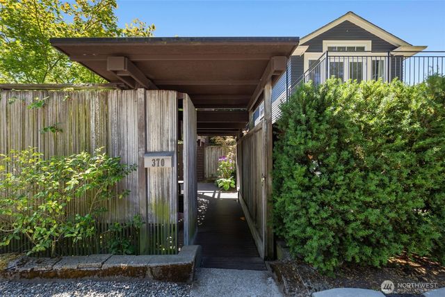 370 Highland Drive, Seattle, WA 98109
