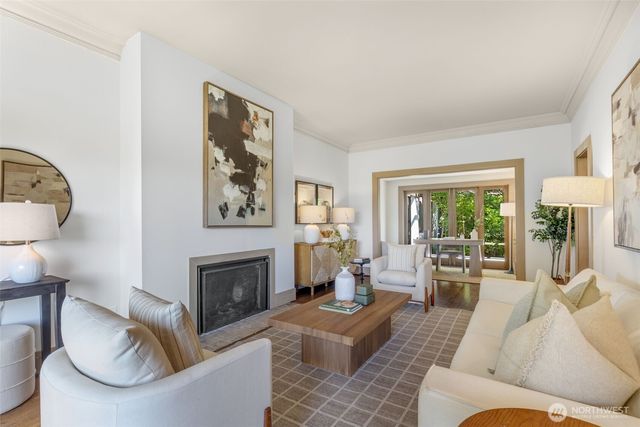 370 Highland Drive, Seattle, WA 98109