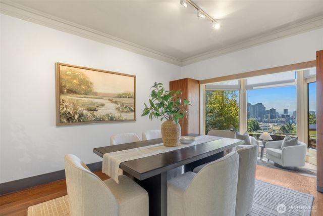 370 Highland Drive, Seattle, WA 98109