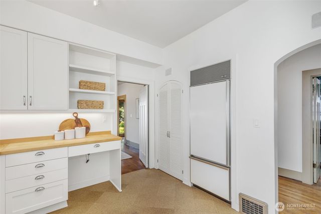 370 Highland Drive, Seattle, WA 98109