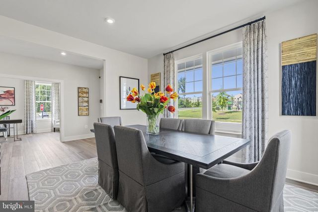 18017 MARSH PINE RD, Dumfries, VA 22026