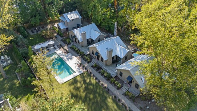 10222 Town Line Road A,B,C,D, Union Pier, MI 49129