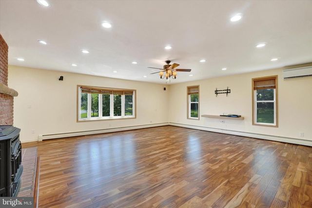 206 LOUCKS ST, York, PA 17403
