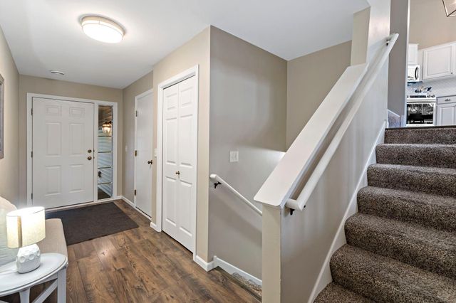 9215 190th Street W, Lakeville, MN 55044