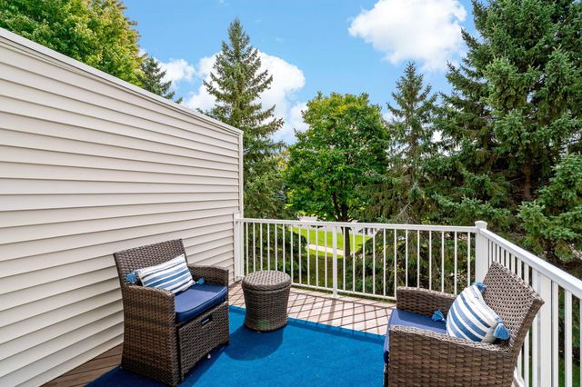 9215 190th Street W, Lakeville, MN 55044