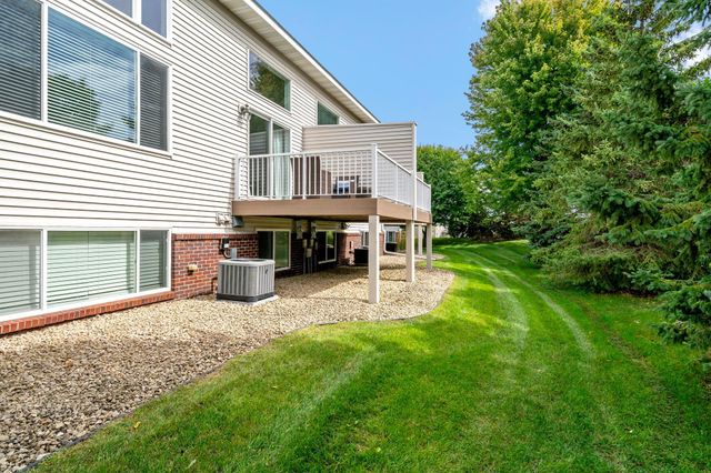 9215 190th Street W, Lakeville, MN 55044