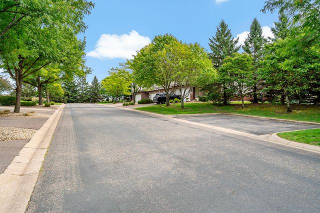 9215 190th Street W, Lakeville, MN 55044