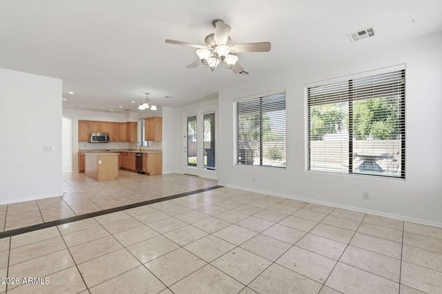 2580 S DRAGOON Drive, Chandler, AZ 85286