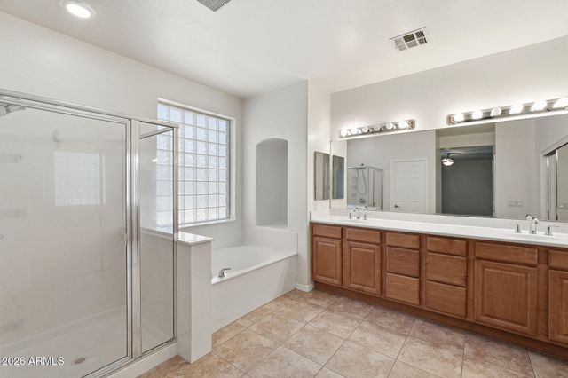 2580 S DRAGOON Drive, Chandler, AZ 85286