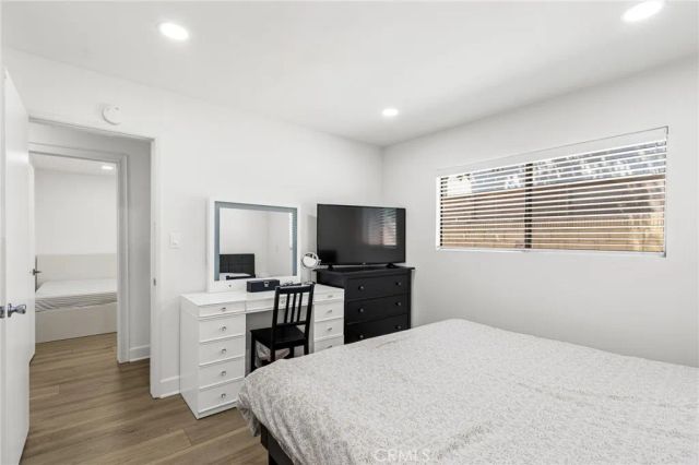 11736 215th, Lakewood, CA 90715