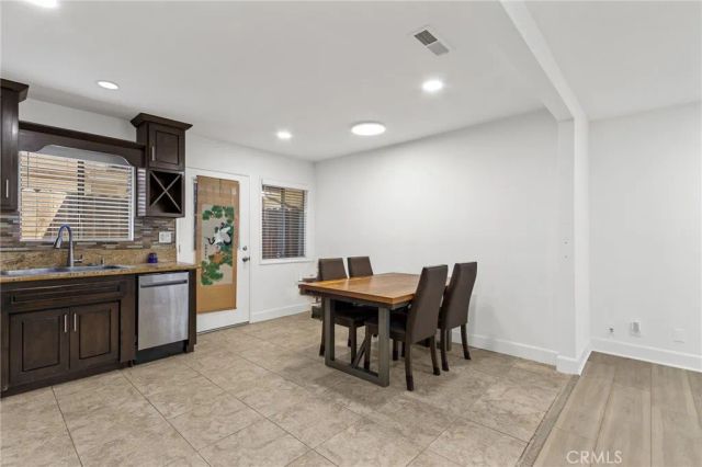 11736 215th, Lakewood, CA 90715