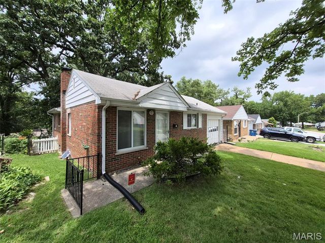 4317 Melba Avenue, St Louis, MO 63121
