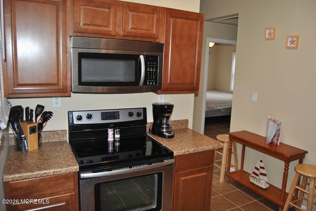 320 Webster Avenue B, Seaside Heights, NJ 08751