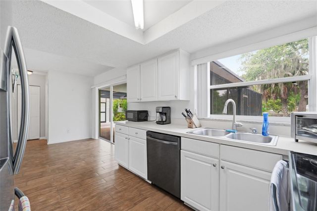 3643 WOODHILL DRIVE, Brandon, FL 33511