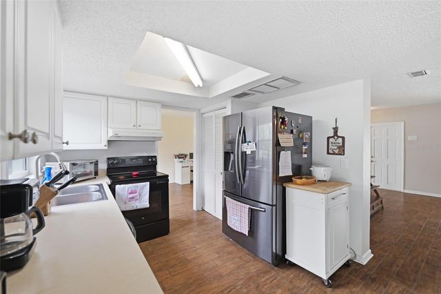 3643 WOODHILL DRIVE, Brandon, FL 33511