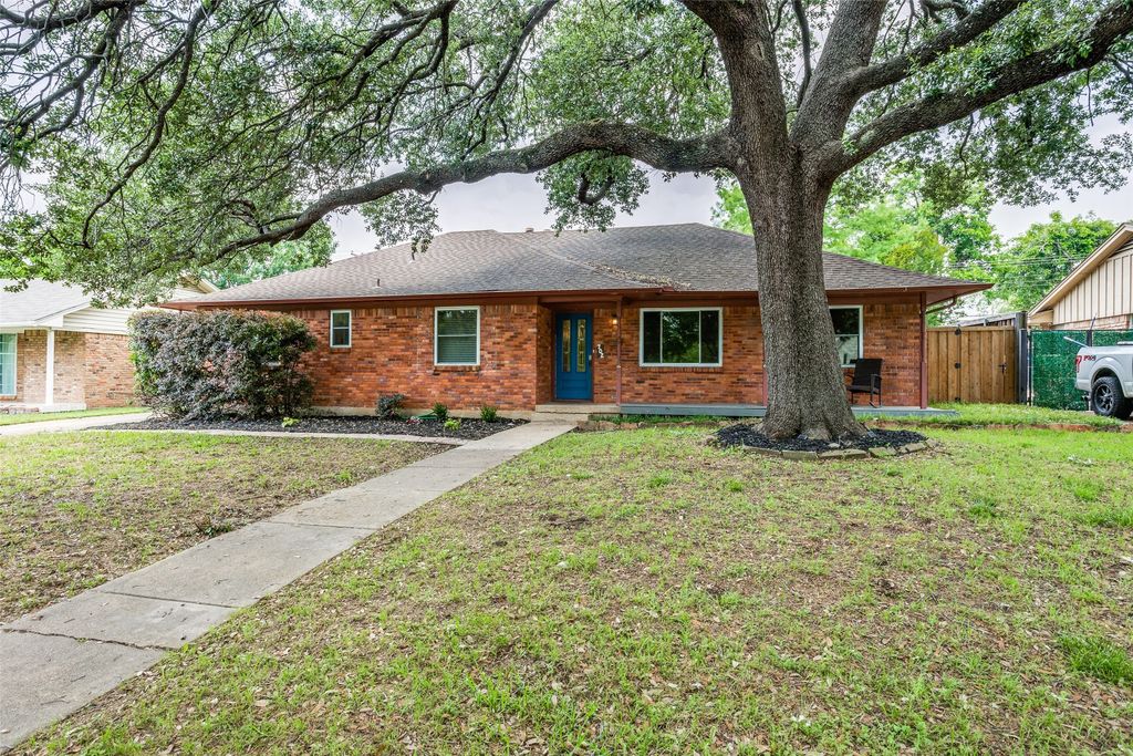 702 S Waterview Drive, Richardson, TX 75080