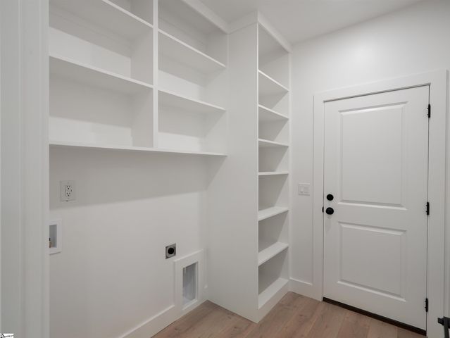 248 Queensbury Way, Spartanburg, SC 29302