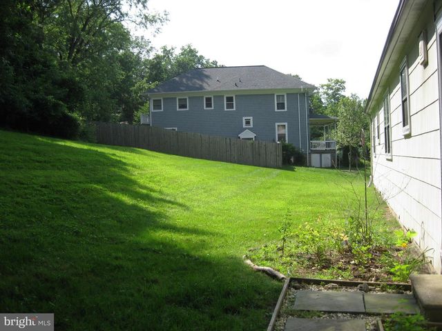 8905 FREDERICK RD, Ellicott City, MD 21042