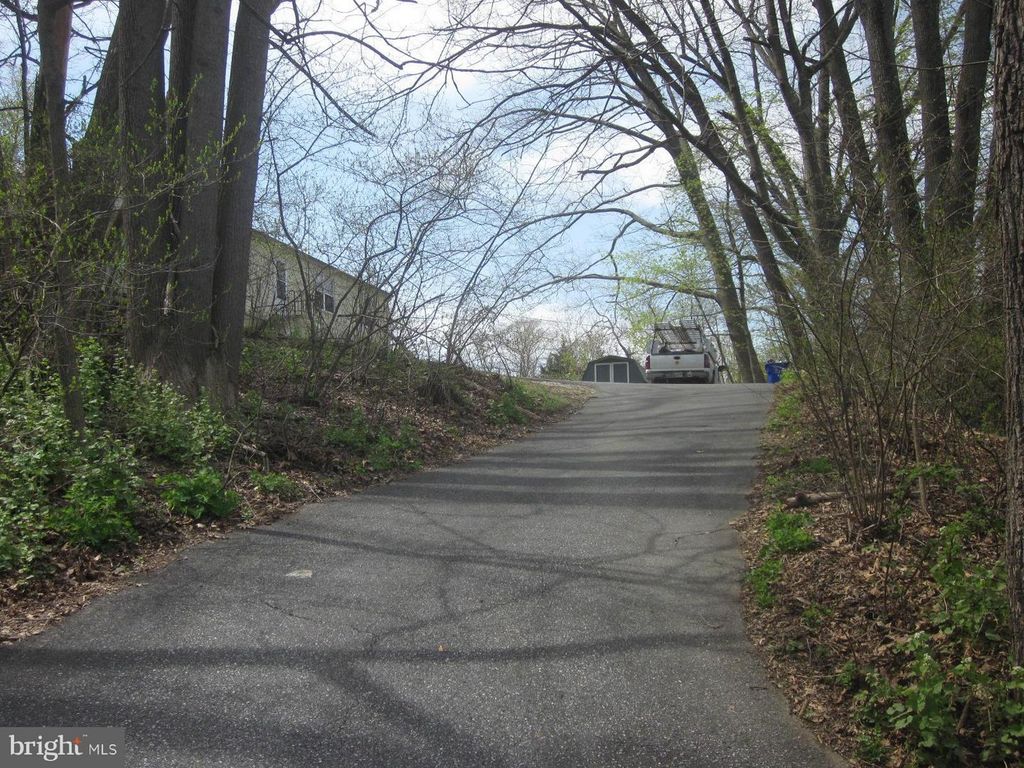 8905 FREDERICK RD, Ellicott City, MD 21042