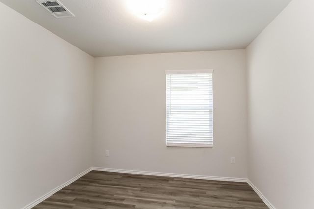 8723 Lar-Ree Oaks Circle, Houston, TX 77028