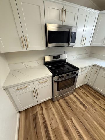 5710 Rosario Blvd, North Highlands, CA 95660