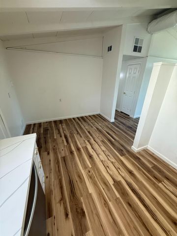 5710 Rosario Blvd, North Highlands, CA 95660
