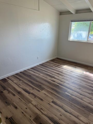 5710 Rosario Blvd, North Highlands, CA 95660