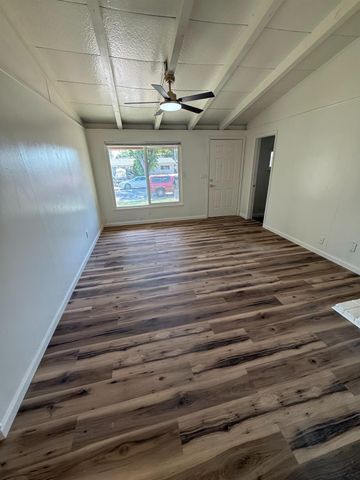 5710 Rosario Blvd, North Highlands, CA 95660