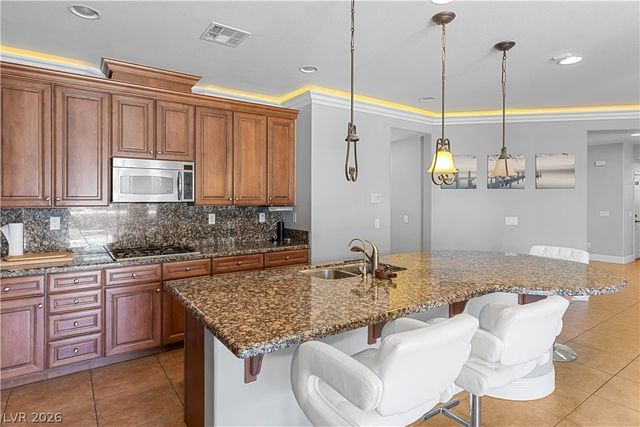 6855 Desert Island Street, Las Vegas, NV 89149