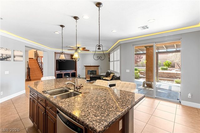 6855 Desert Island Street, Las Vegas, NV 89149