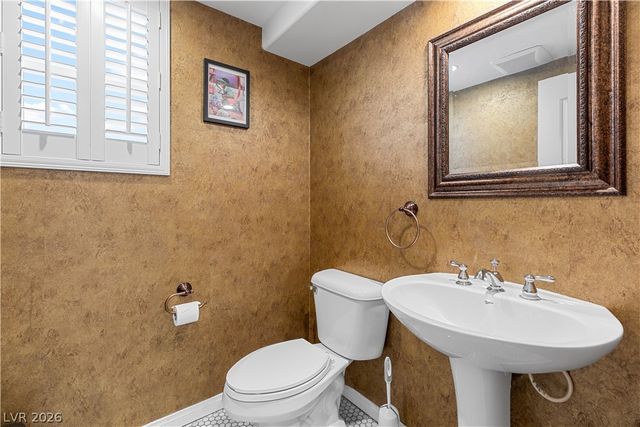 6855 Desert Island Street, Las Vegas, NV 89149