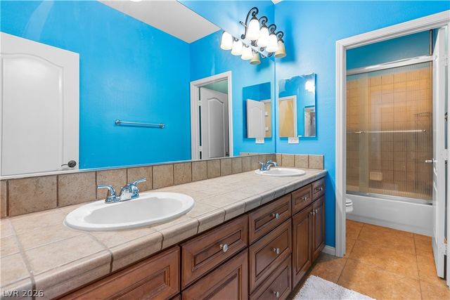 6855 Desert Island Street, Las Vegas, NV 89149