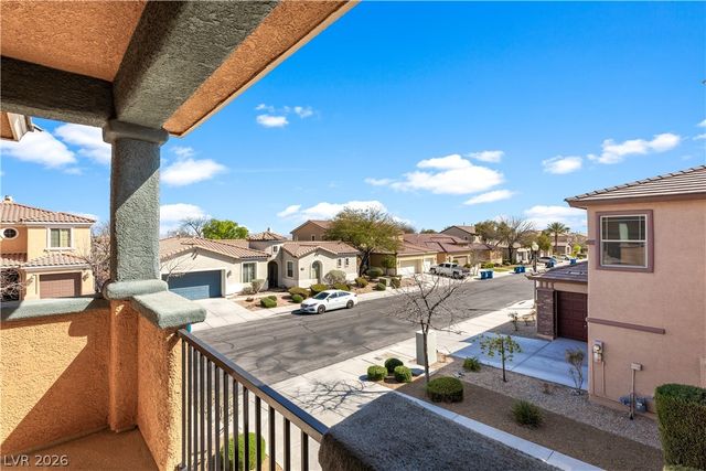 6855 Desert Island Street, Las Vegas, NV 89149