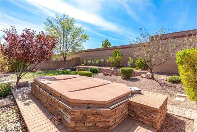 6855 Desert Island Street, Las Vegas, NV 89149