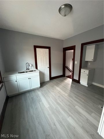 1207 Andrew Avenue NE, Massillon, OH 44646