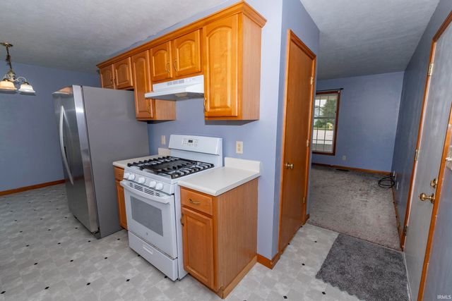 2611 Wynnewood Ct Court, Goshen, IN 46526