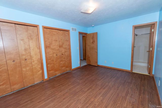 2611 Wynnewood Ct Court, Goshen, IN 46526