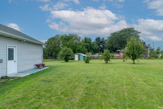 2611 Wynnewood Ct Court, Goshen, IN 46526