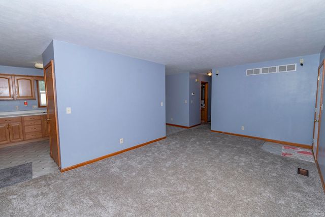 2611 Wynnewood Ct Court, Goshen, IN 46526