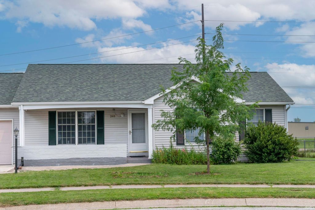 2611 Wynnewood Ct Court, Goshen, IN 46526