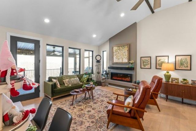 457 Green Cypress Road, Shell Knob, MO 65747