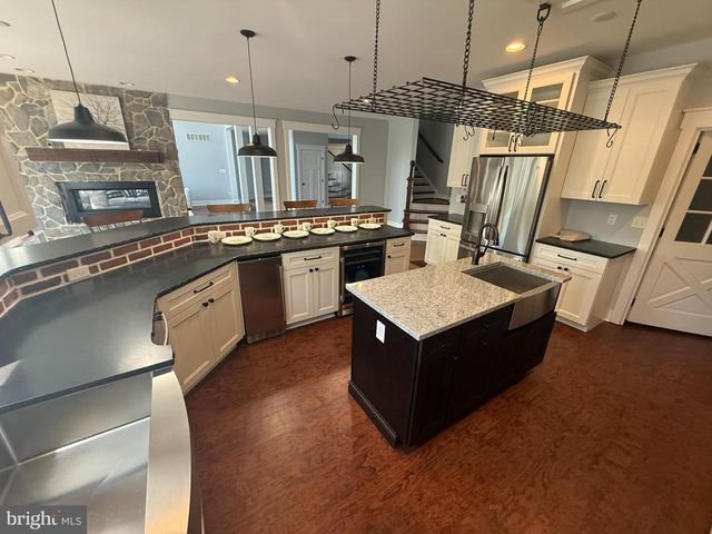 5482 SUMMIT BRIDGE RD, Townsend, DE 19734