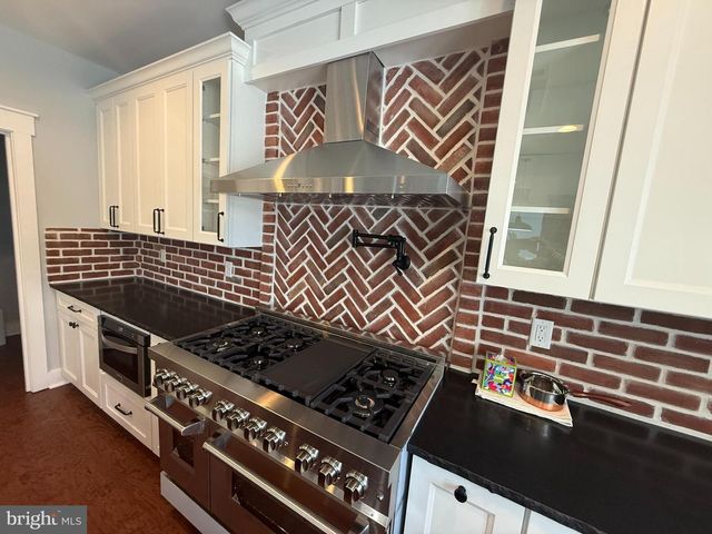 5482 SUMMIT BRIDGE RD, Townsend, DE 19734