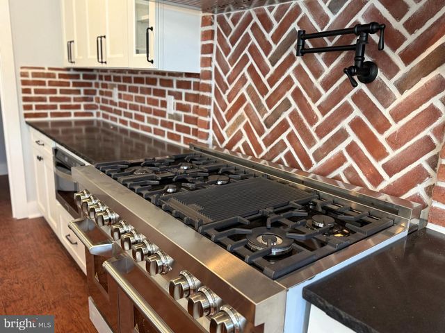 5482 SUMMIT BRIDGE RD, Townsend, DE 19734