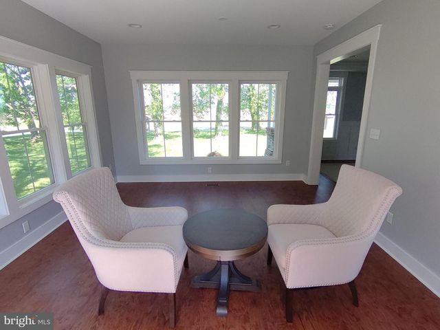 5482 SUMMIT BRIDGE RD, Townsend, DE 19734