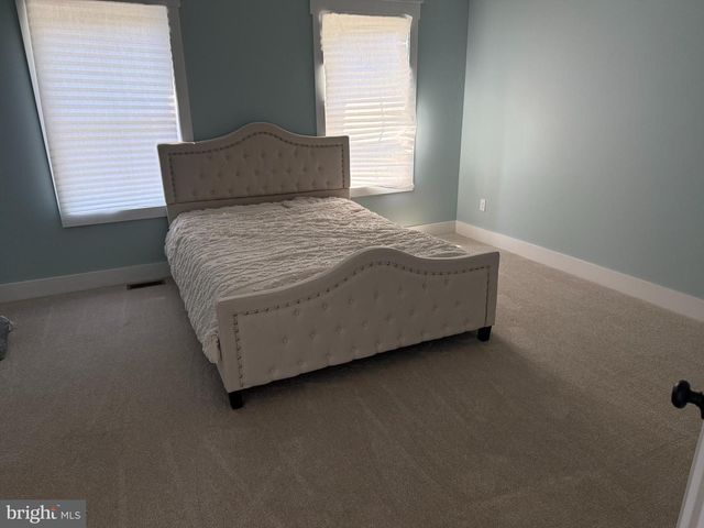 5482 SUMMIT BRIDGE RD, Townsend, DE 19734