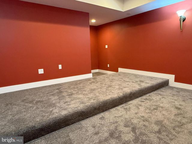 5482 SUMMIT BRIDGE RD, Townsend, DE 19734