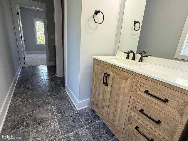5482 SUMMIT BRIDGE RD, Townsend, DE 19734